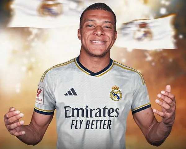 Mbappe Bergabung di Real Madrid Pakai Nomor 9 / 10