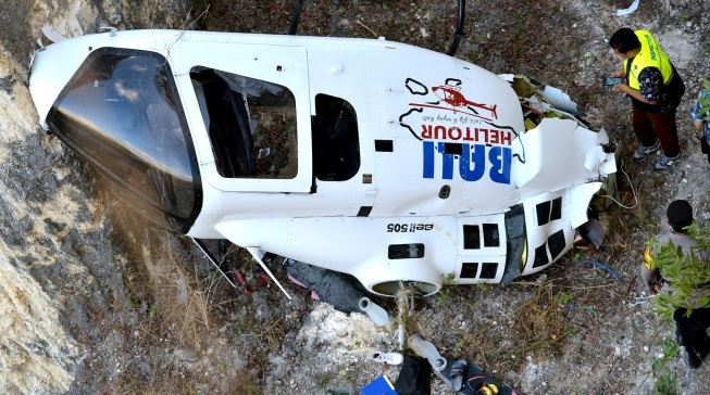 Helikopter Bali Helitour Jatuh Di Suluban