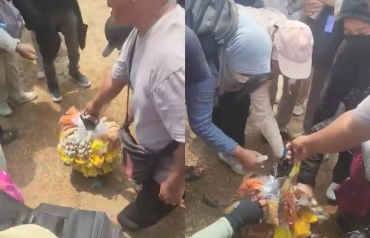Viral Tukang Asongan Gratiskan Dagangan